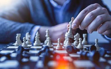Strategische koers saai? Helemaal niet!